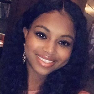 Meet your Posher, Alisha